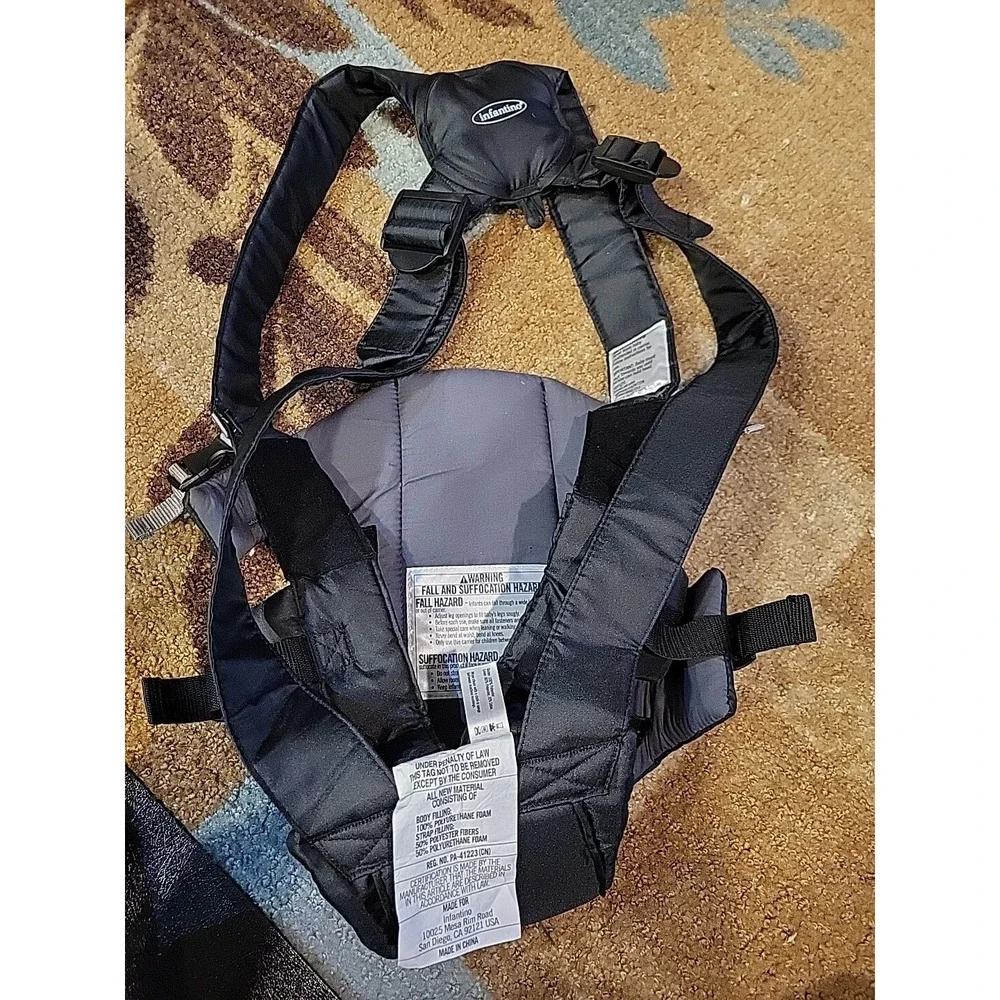 Infantino Carrier - Black